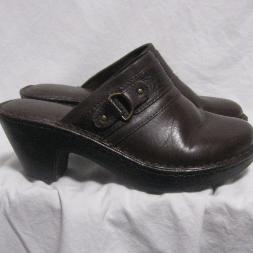 Brown Embossed Leather Slip-on Clog Shoes sz 9 Boho
